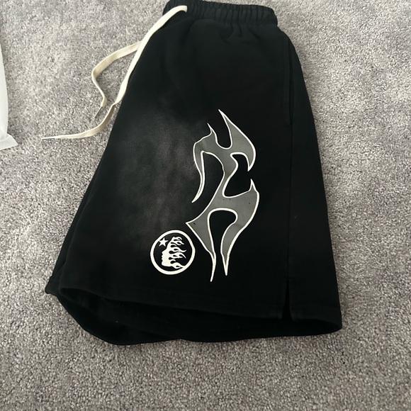 Hellstar Flame Shorts - Picture 6 of 12